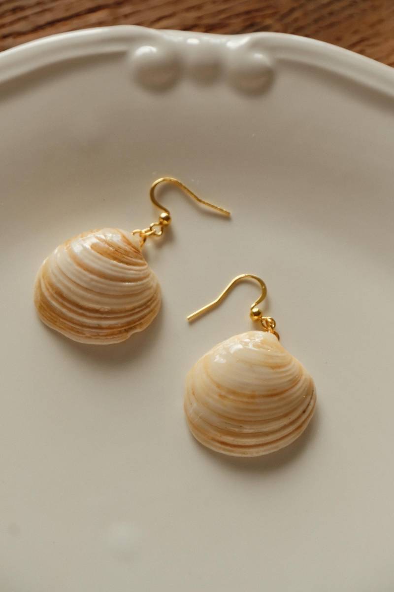Real Shell Earrings From Portugal | Coastal Dangle Handmade Beach Jewelry| Florifycreations Real Shell Earrings From Portugal | Coastal Dangle Handmade Beach Jewelry| Florifycreations von FlorifyCreations