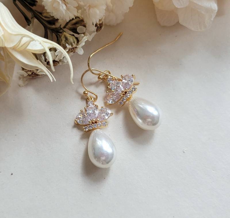 Perlentropfen Ohrringe Für Braut Cz Und Perlenohrringe Perlenhochzeitsschmuckset Classy Krone Gold Antik Inspiriert von FlosJewelryBox