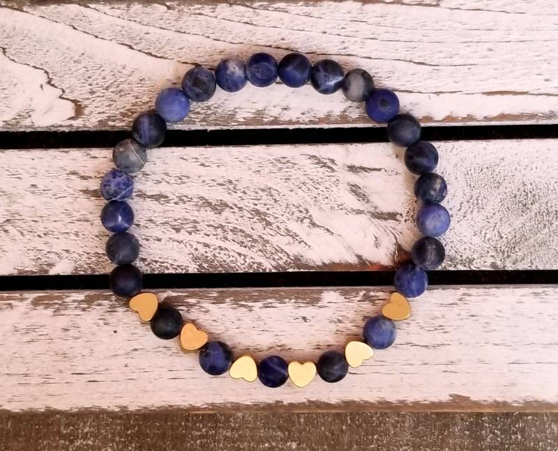 Sodalith Edelstein Armband Antikes Gold Herz Boho Schmuck von FlosTreasureBox