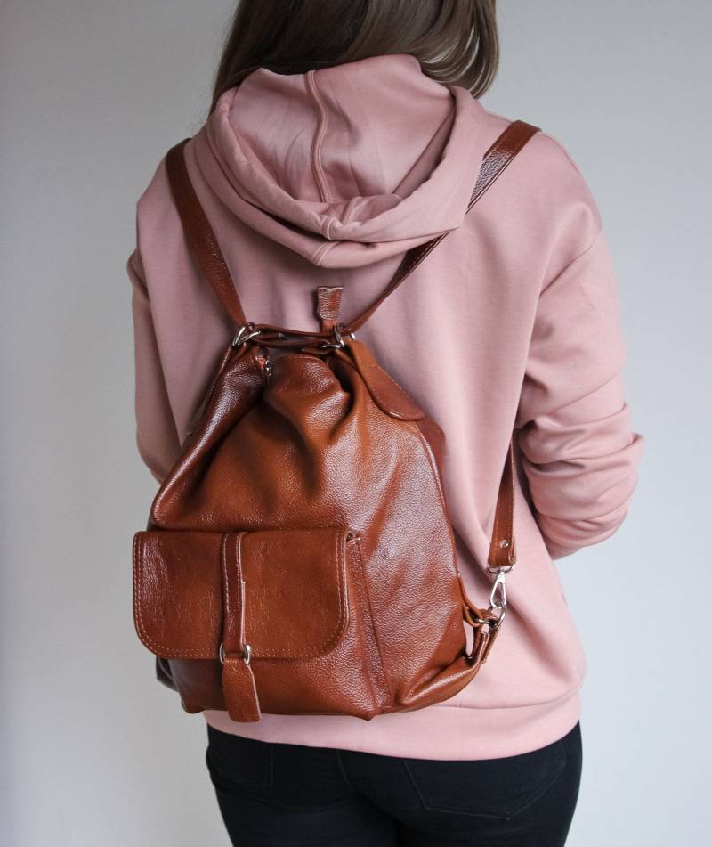 Cognac Brown Leather Backpack - Brauner Rucksack Leder Geldbörse Henkeltasche Handtasche von FlouBag