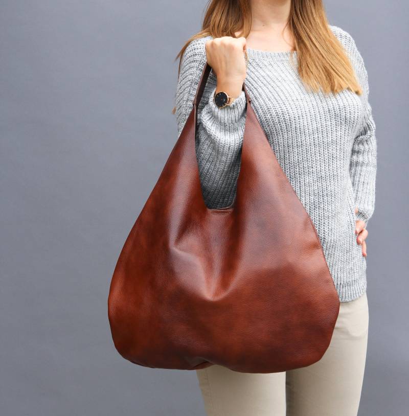Cognacfarbene Leder Hobo Tasche - Braun Oversize Schultertasche Jeden Tag Leder Geldbörse Weiche Lederhandtasche Für Frauen von FlouBag