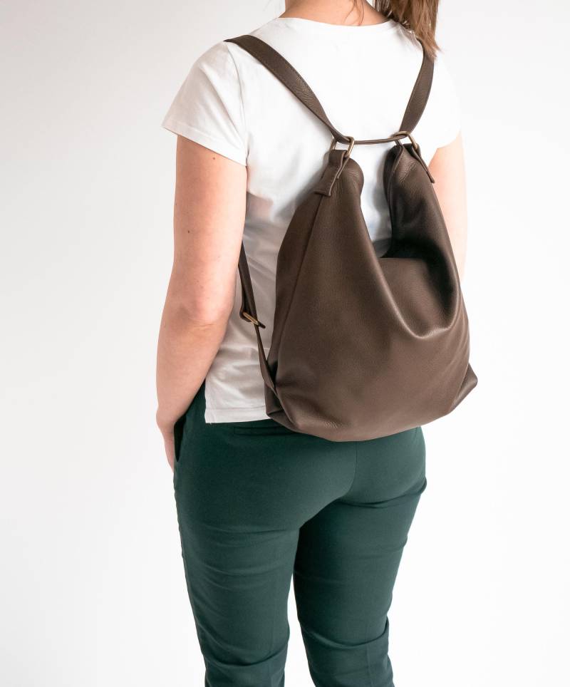 Convertible Rucksack, Dark Braun Umhängetasche, Braune Leder Backpack Handtasche, Hobo Bag, Crossbody Geldbörse von FlouBag