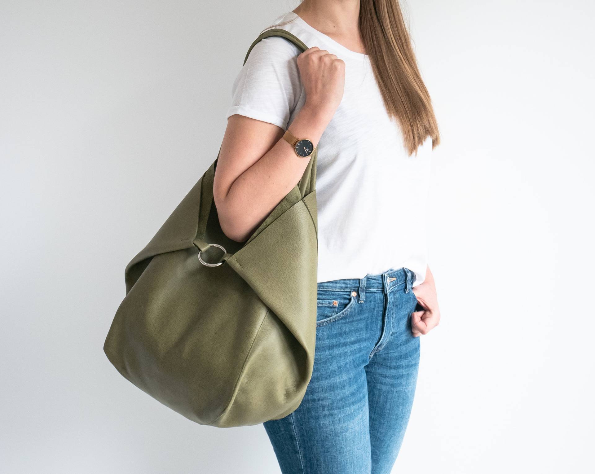 Oversize Schultertasche in Olive Grün - Große Einkaufstasche Aus Leder Handtasche Reisetasche Oversized Tote von FlouBag