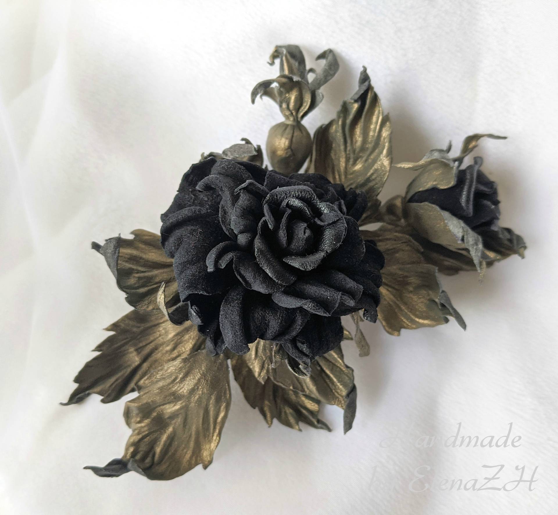 Lederblume, Broschennadel, Lederschmuck, Blumenbrosche, Lederrose, Handgemachte Brosche, Blumennadelbrosche, Geschenk Für Frauen, Versandfertig Lederblume, Broschennadel, Lederschmuck, Blumenbrosche, Lederrose, Handgemachte Brosche, Blumennadelbrosche, Geschenk Für Frauen, Versandfertig von FlowDream