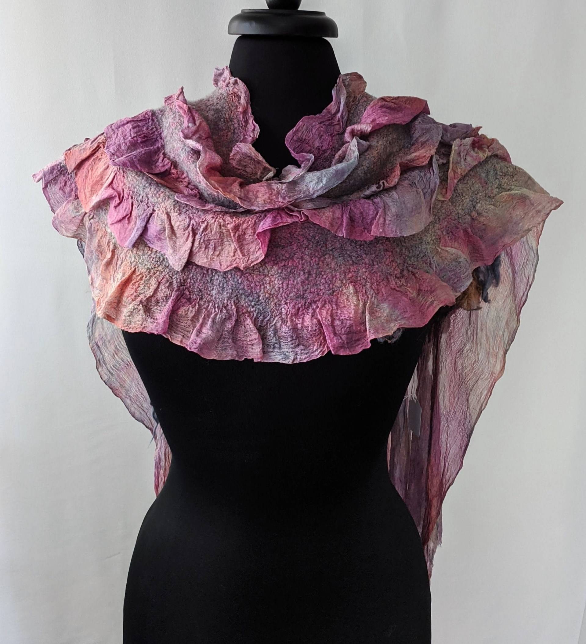 Seidenschal, Handgefärbte Seide, Mehrfarbiger Schals, Nuno-Filzen, Gefilzter Wollschal, Margilan Boho Accessoire, Geschenk Für Sie, Bereit Zum Seidenschal, Handgefärbte Seide, Mehrfarbiger Schals, Nuno-Filzen, Gefilzter Wollschal, Margilan Boho Accessoire, Geschenk Für Sie, Bereit Zum von FlowDream