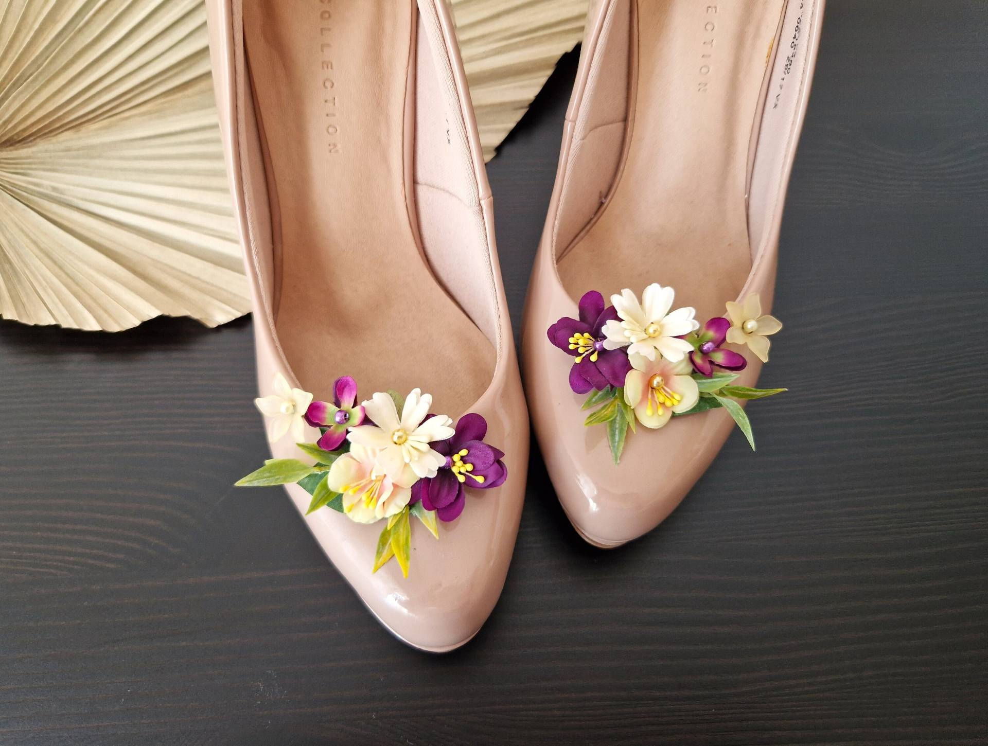 Lila Blumen Schuhclips, Blume Feliz, Schuhclip Für Frauen, Hochzeitsschuhe, Lila Accessoires, Ballerina, Clip De Zapatos von FlowerFeliz