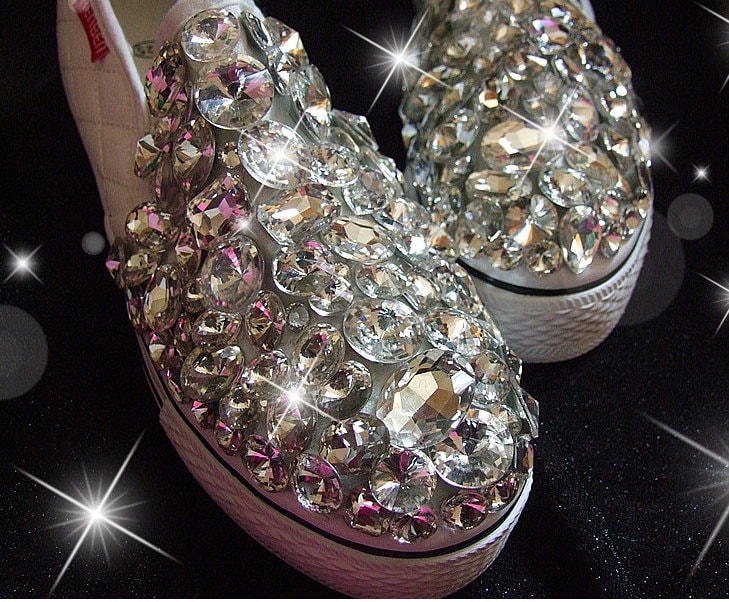 Saubere Steine Funkeln Canvas Schuhe-Bling Bequeme Sneaker Schuhe Individualisierer Mädchen Bling Frauen Glitzern Kristall von Flowerlodge