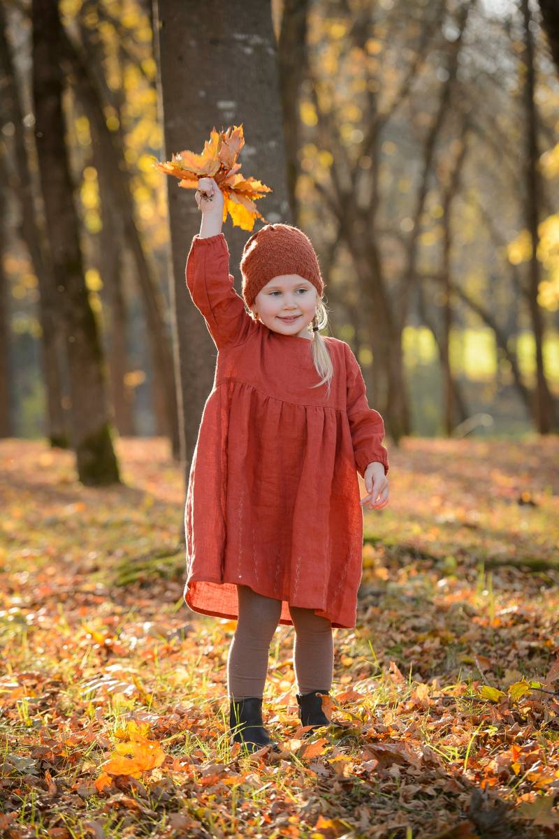 Leinen Kleid Mädchen, Mädchen Soft Kleid, Herbst Natürliche Kinderkleidung, Hohe Taille Übergroßes Crimson Bio-Leinen von FlowermilkKids