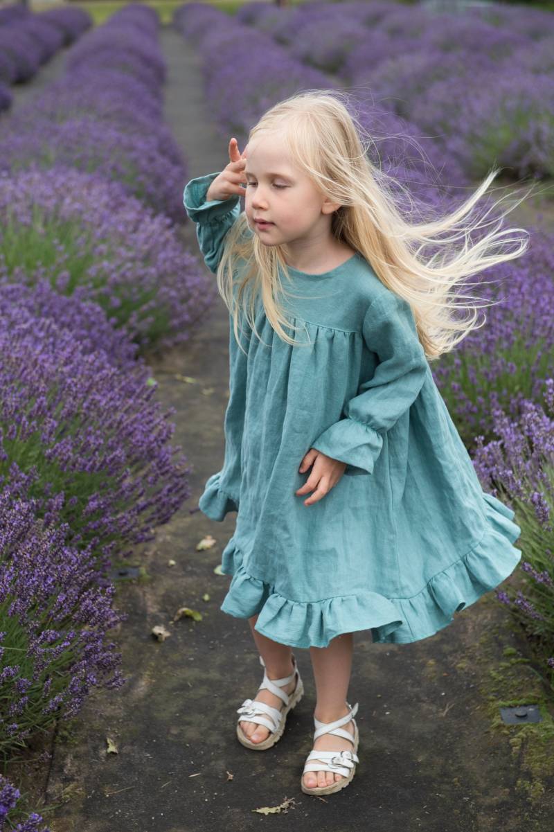 Lockeres Leinenkleid, Mädchen-Rüschenkleid, Lange Ärmel Kleid, Kleinkind-Leinenkleid, Mintgrünes Baby-Leinenkleid, Sommerkleid von FlowermilkKids