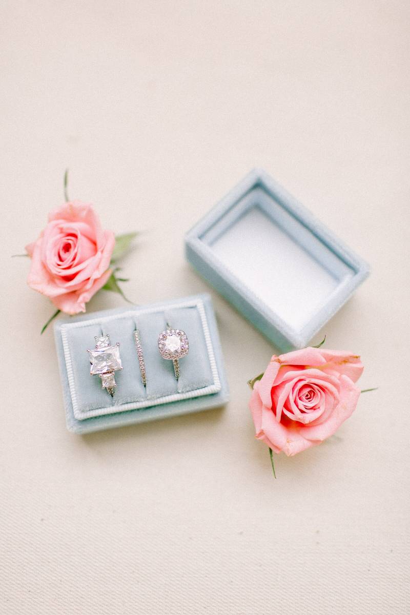 Drei Ring Box, Samt Box 3 Slots, Hochzeit von FlowersForLola