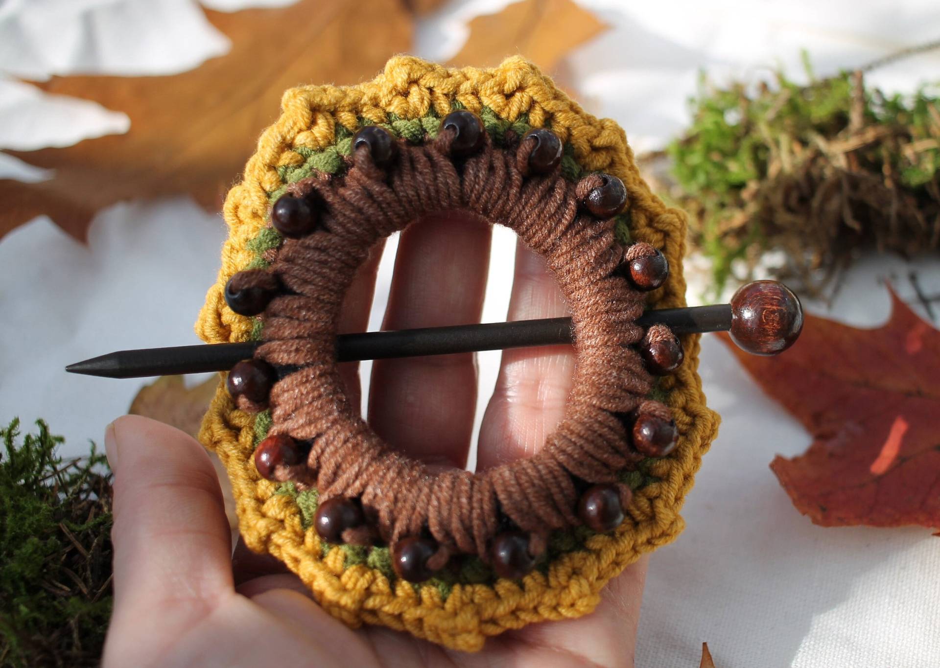 Haarspange Dreads Dreadlocks Schmuck Haarnadel Haarstab Haarklammer Wald Echos Senfgelb Mit Braunen Holzperlen Haarspange Dreads Dreadlocks Schmuck Haarnadel Haarstab Haarklammer Wald Echos Senfgelb Mit Braunen Holzperlen von Flowerswitch