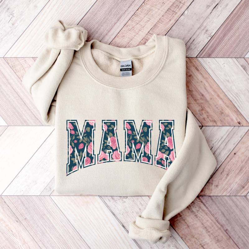 Trendy Mom Sweatshirt Niedliche Pullover Geschenk Zum Muttertag Retro Crewneck Mama Outfit Neue Schwangerschaftmitteilung von FluffytailApparel