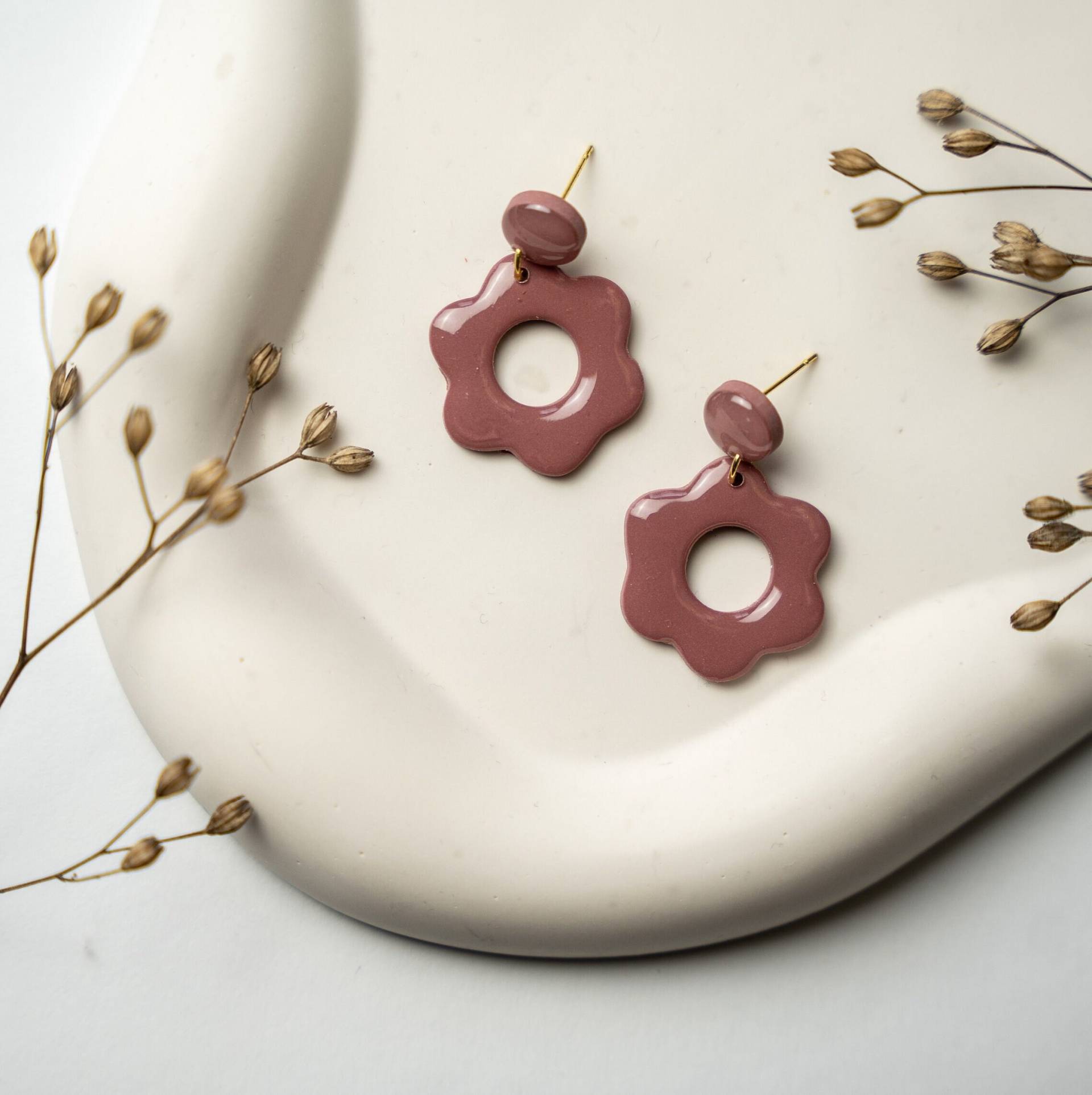 Blumen Ohrringe Aus Polymer Clay | Handgemacht Sommer Hängeohrringe Statement Ohrhänger 70S Style Festivalschmuck Laura Blumen Ohrringe Aus Polymer Clay | Handgemacht Sommer Hängeohrringe Statement Ohrhänger 70S Style Festivalschmuck Laura von FlunkerKlunker