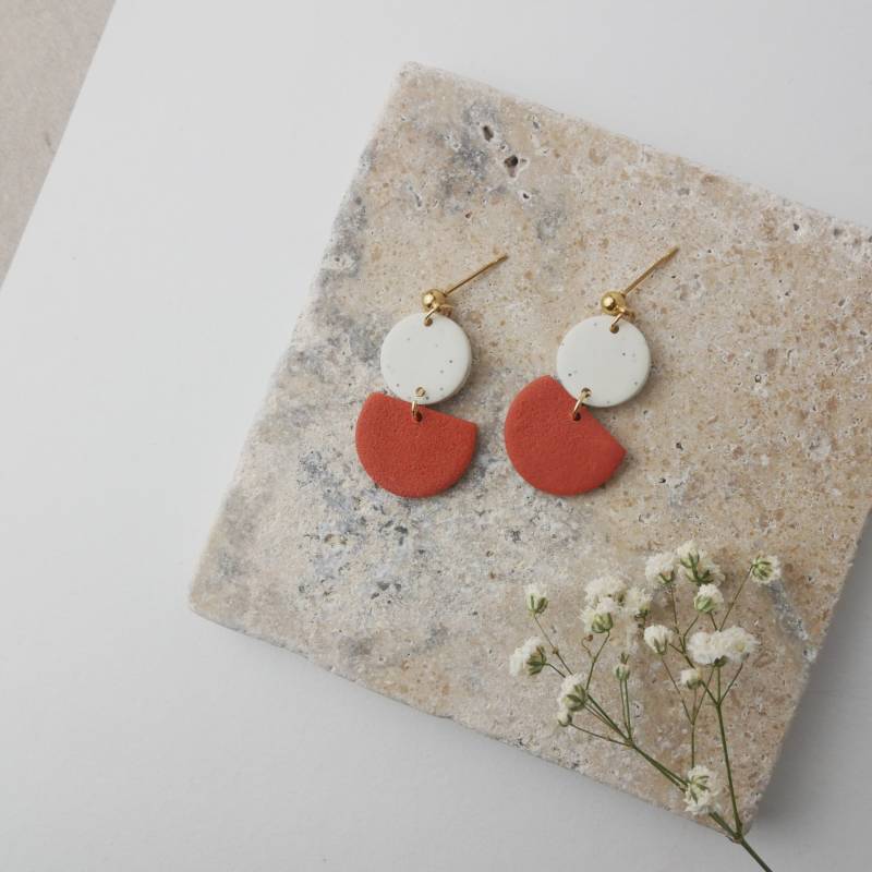 Kleine Hängeohrringe Aus Polymer Clay | Federleichter Schmuck Für Den Alltag Cooler, Moderner Style Handgefertigt Sommervibes Josie von FlunkerKlunker