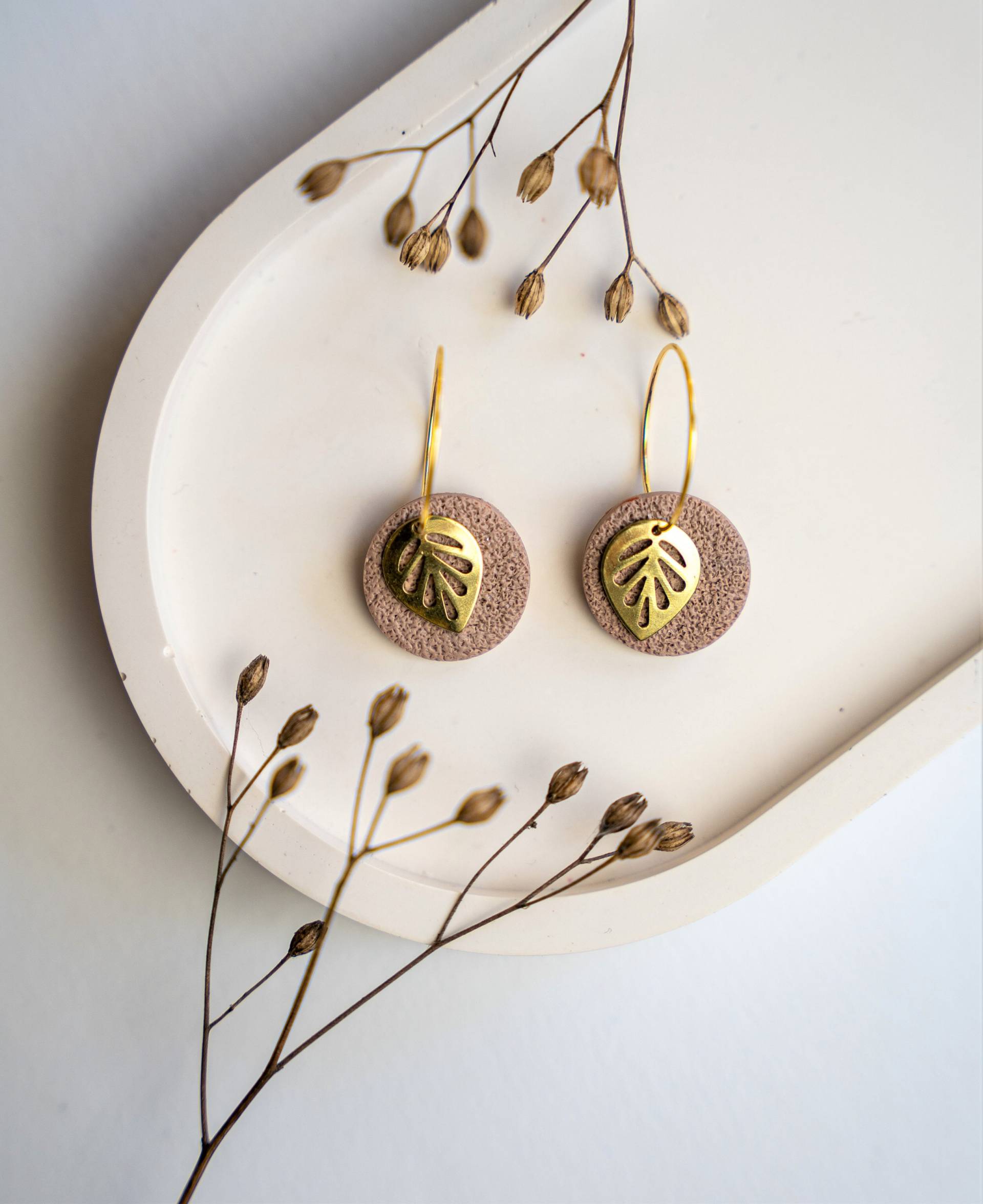 Polymer Clay Kreolen | Boho Ohrringe Statement Ohrhänger Blattform Handgemacht Geschenk Blumenkinder Festival Schmuck Phillis von FlunkerKlunker