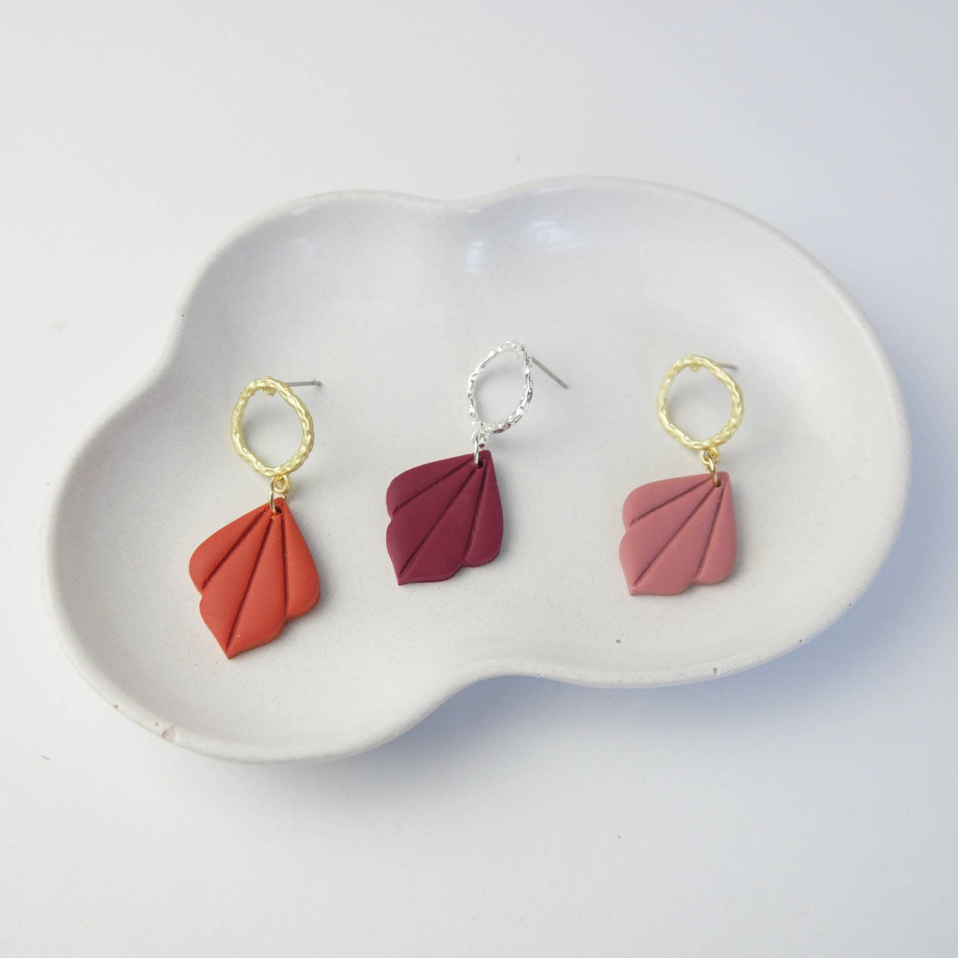 Polymer Clay Ohrringe | Boho Style Blatt Form Statement Mit Kranzstecker Handgemacht Sommerurlaub Leni Polymer Clay Ohrringe | Boho Style Blatt Form Statement Mit Kranzstecker Handgemacht Sommerurlaub Leni von FlunkerKlunker