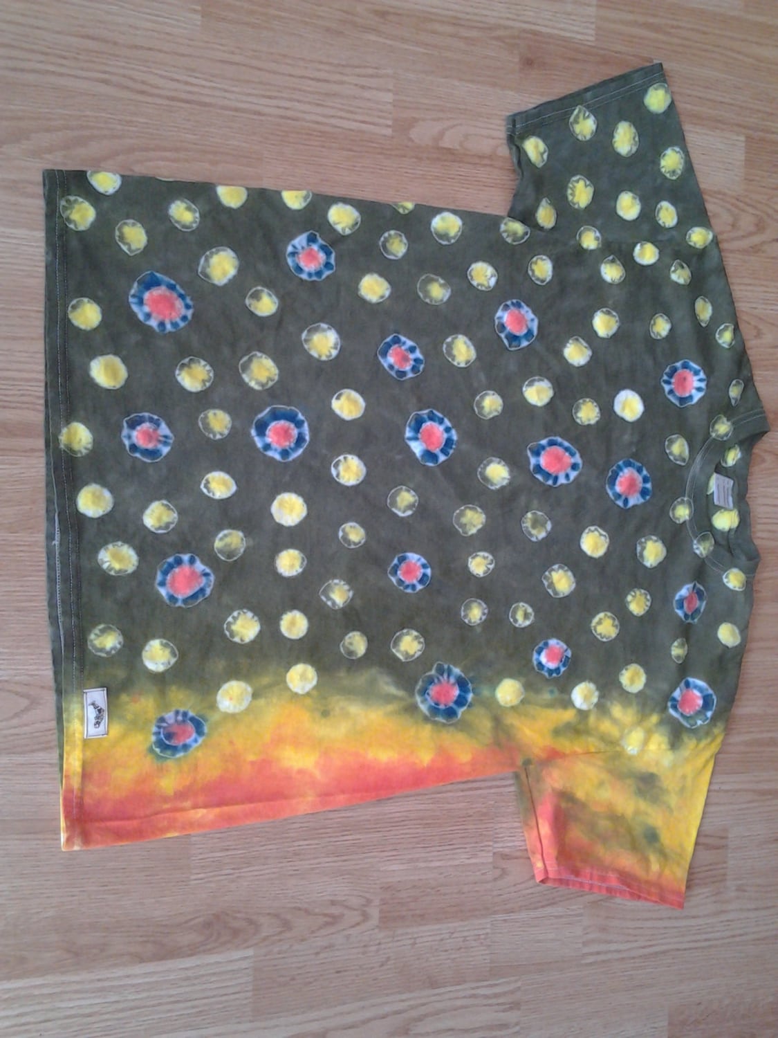 Bach Forelle Batikperlen Auf Bestellung Bach Forelle Batikperlen Auf Bestellung von FlyDyes