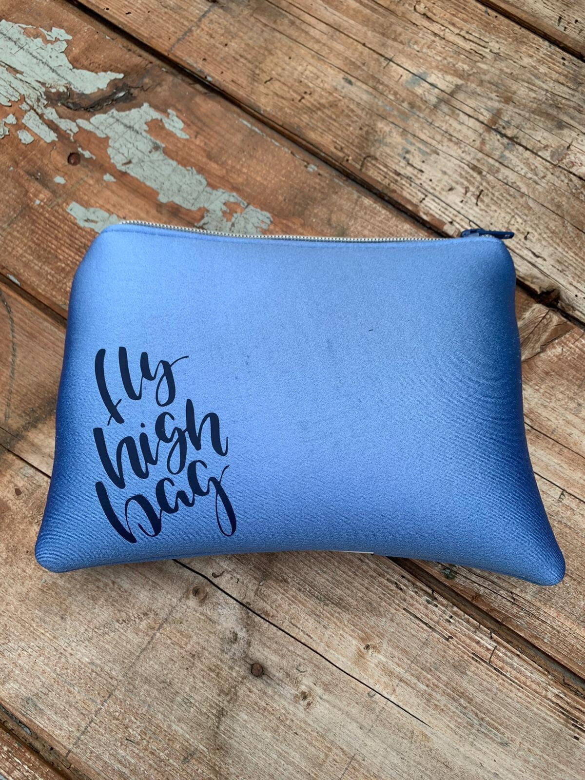 Kosmetiktasche "Schattenberg" Aus Skisprunganzug - Handgefertigt Fly High Bags Kosmetiktasche "Schattenberg" Aus Skisprunganzug - Handgefertigt Fly High Bags von FlyHighBags