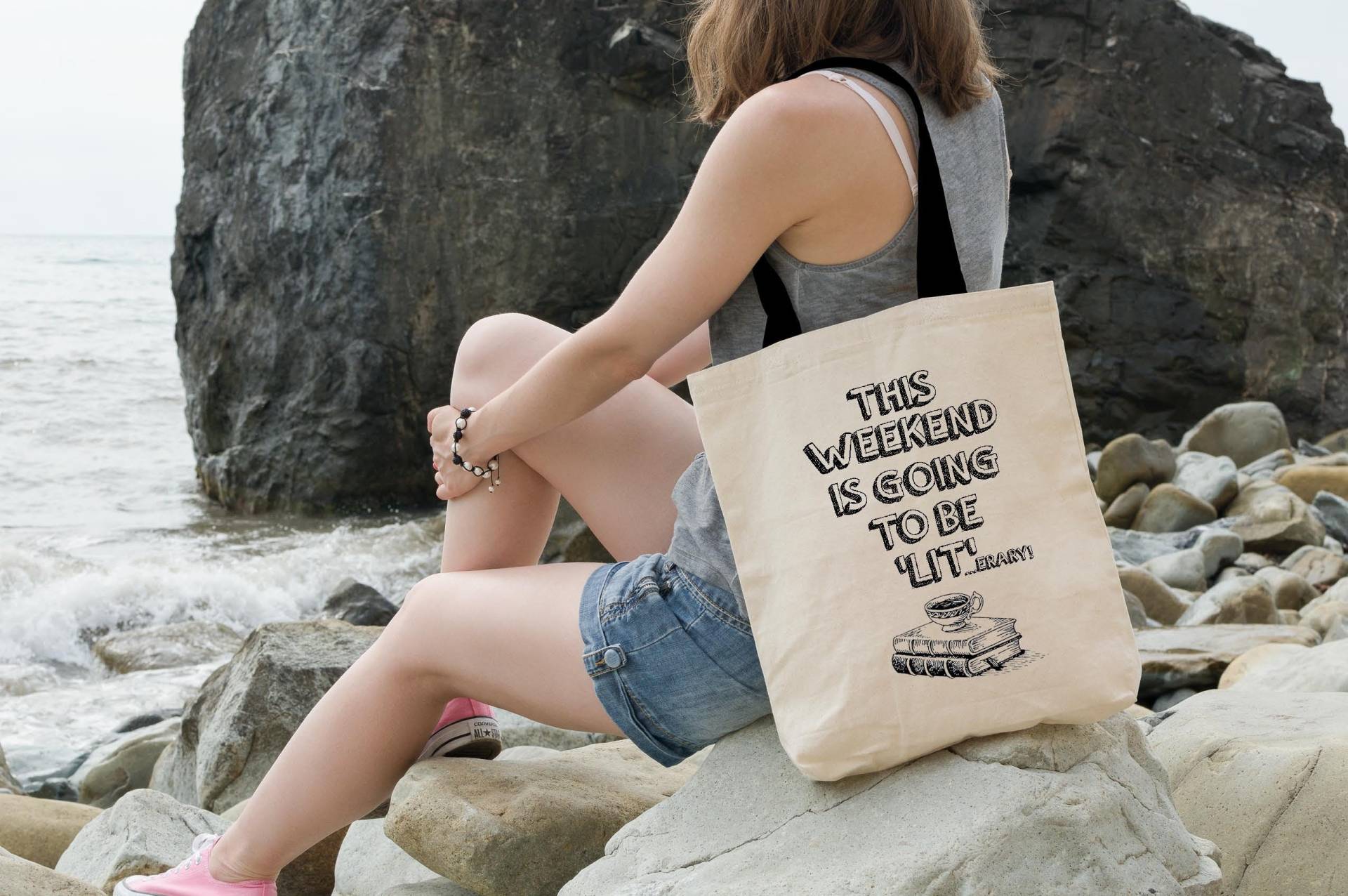 Ein Wochenende, Das Wird Heiter, Heiter - Büchertasche Aus Baumwollleinen Geschenk Für Leser Und Autoren Ein Wochenende, Das Wird Heiter, Heiter - Büchertasche Aus Baumwollleinen Geschenk Für Leser Und Autoren von FlyPaperProducts