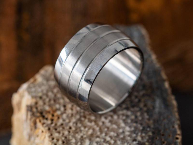 316L Edelstahl Breiter Ring Bandring Daumenring Herrenring Partnerringe Herren von FlyStyleShop