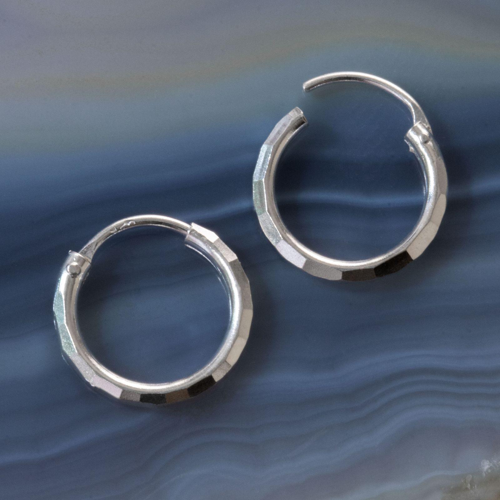 Kleine Creolen 925 Silber Diamond Cut - Ohrringe Für Frauen Und Mädchen Mit Diamantschliff Set von FlyStyleShop