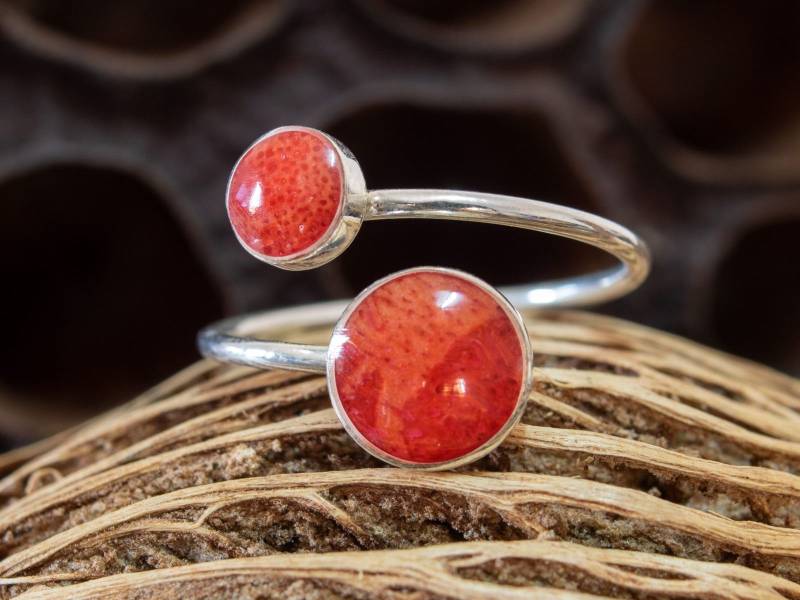 Süßer 925 Silber Damen-Ring Rot Stein Koralle Offen Verstellbar Vintage Schmuck von FlyStyleShop