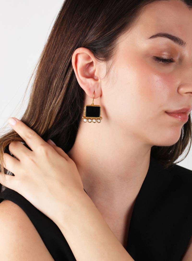 Handgemachte Schwarze Steine Ohrringe 18K Vergoldetes Messing Handgemachte Schwarze Steine Ohrringe 18K Vergoldetes Messing von FndJewelry