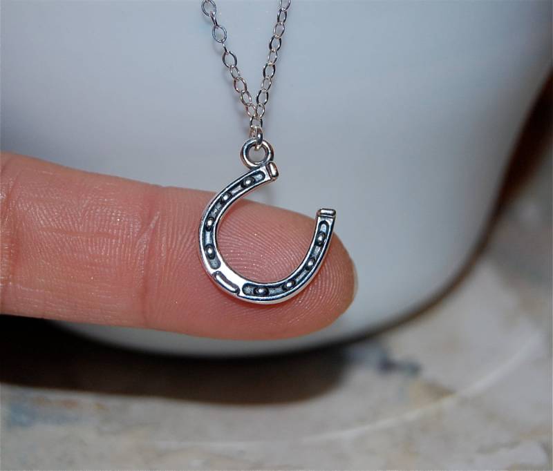 Glückhufeisen Halskette -Reiter Halskette, Hufeisen Sterling Silber Glückhufeisen Halskette -Reiter Halskette, Hufeisen Sterling Silber von FoLeoLa