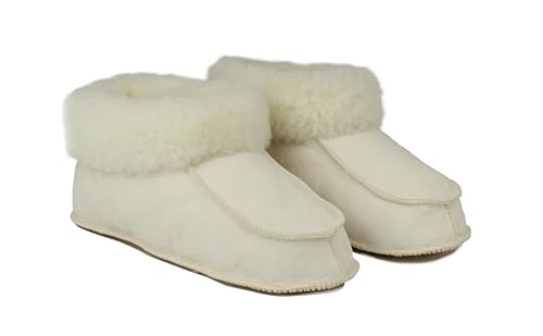 Förster-Fellnest Hüttenschuh aus echtem Lammfell - Hausschuh aus 100% Pelzvelour Gr. 36-45 von Lupsty