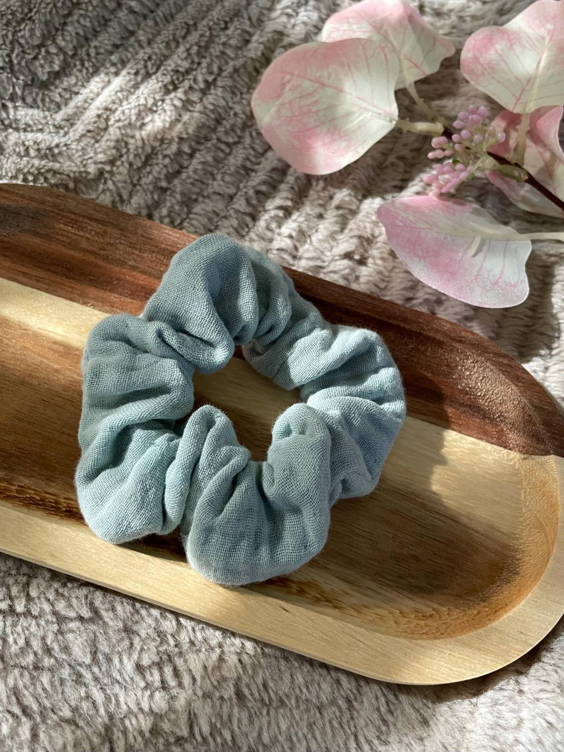 Nachhaltiges Scrunchie in Mint Nachhaltiges Scrunchie in Mint von FoffysNaht