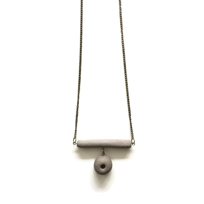 Einfache Graue Ton Kette Halskette, Handgemachte Perlen, Nickel Freie Halskette Einfache Graue Ton Kette Halskette, Handgemachte Perlen, Nickel Freie Halskette von Foils