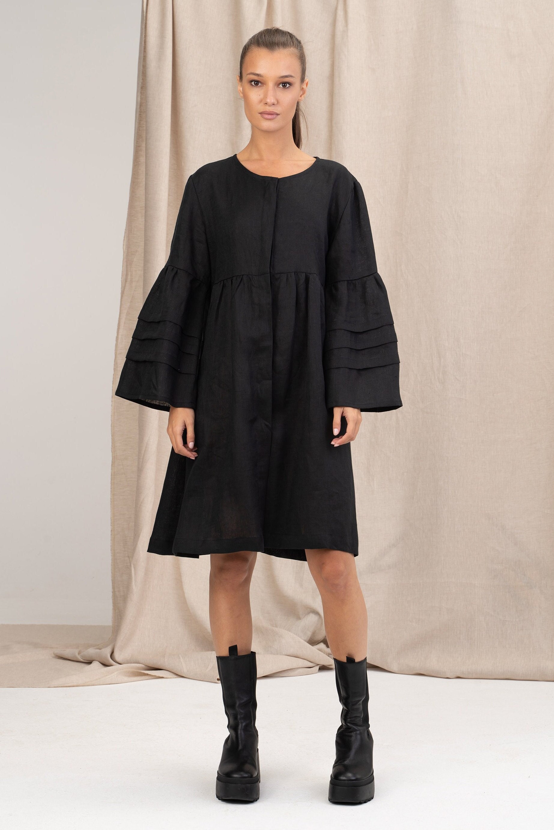 Schwarzes Leinen Midikleid Boho Weitärmelige Bio-Kleidung von FollowMeFS