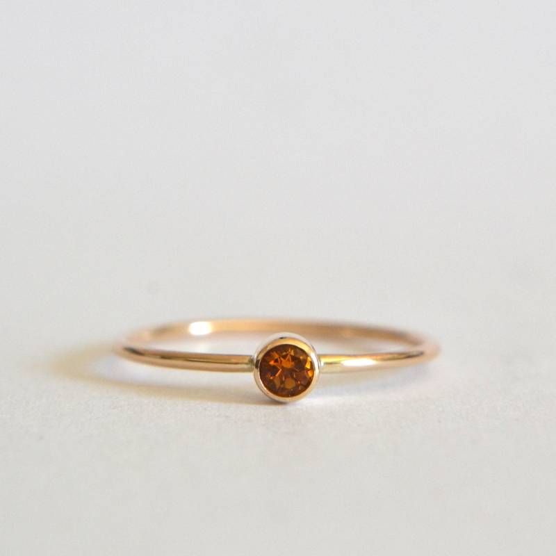 14K Gold Filled Oder Sterling Silber Citrin Ring, Natürlicher Edelstein Im Facettenschliff, Zierlich Und Minimal, Handgefertigter Nach Maß von Fondeur