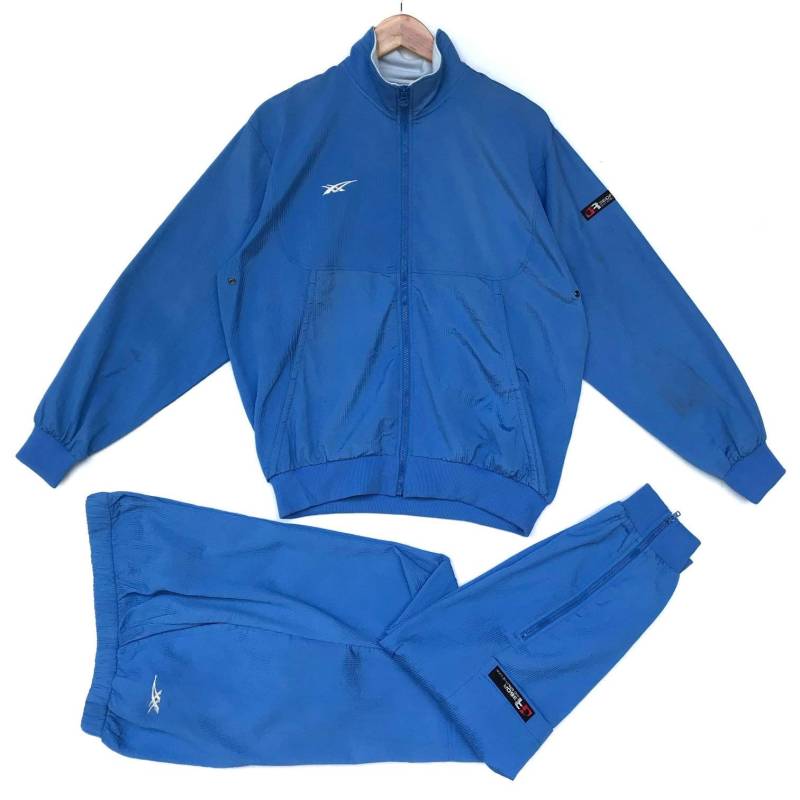 Asics Vintage Made in Japan Ein Set Sport Oberteile Unterteil von FongfongStudio