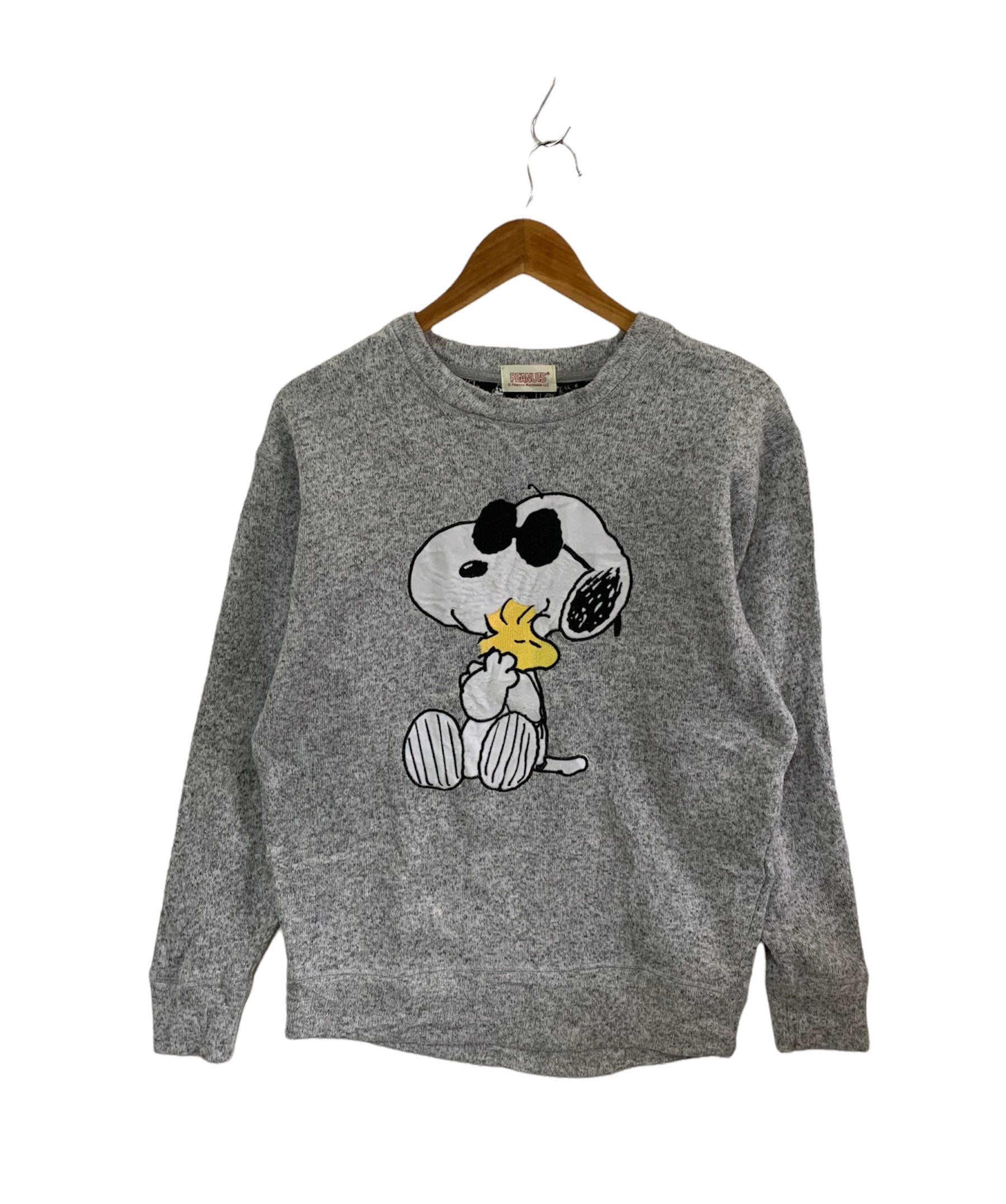 Erdnüsse Sweatshirt Großes Logo Snoopy Pullover Karikatur-Sweatshirt von FongfongStudio