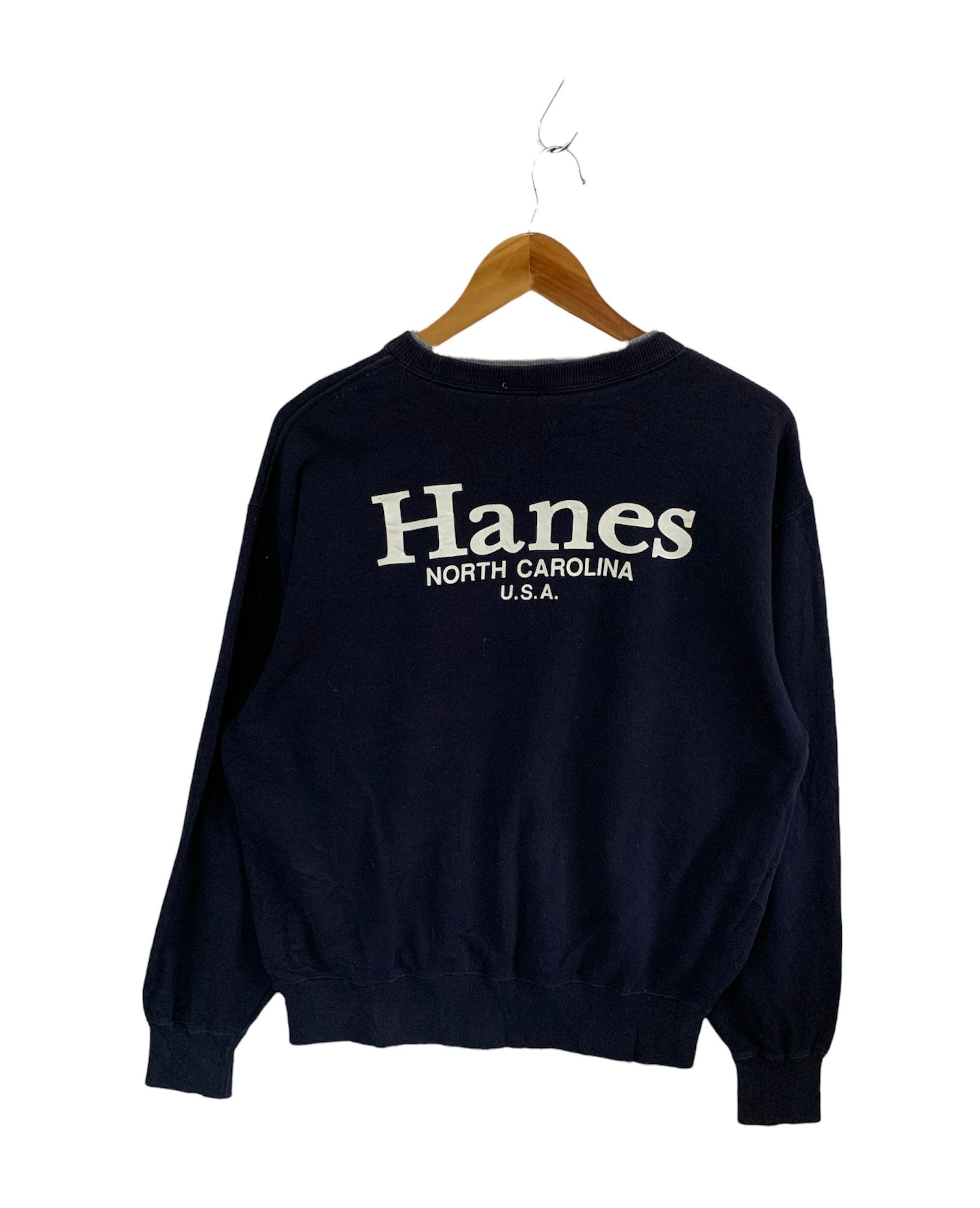 Vintage 90Er Jahre Hanes Sweatshirt Groß Logo Pullover Rundhals von FongfongStudio