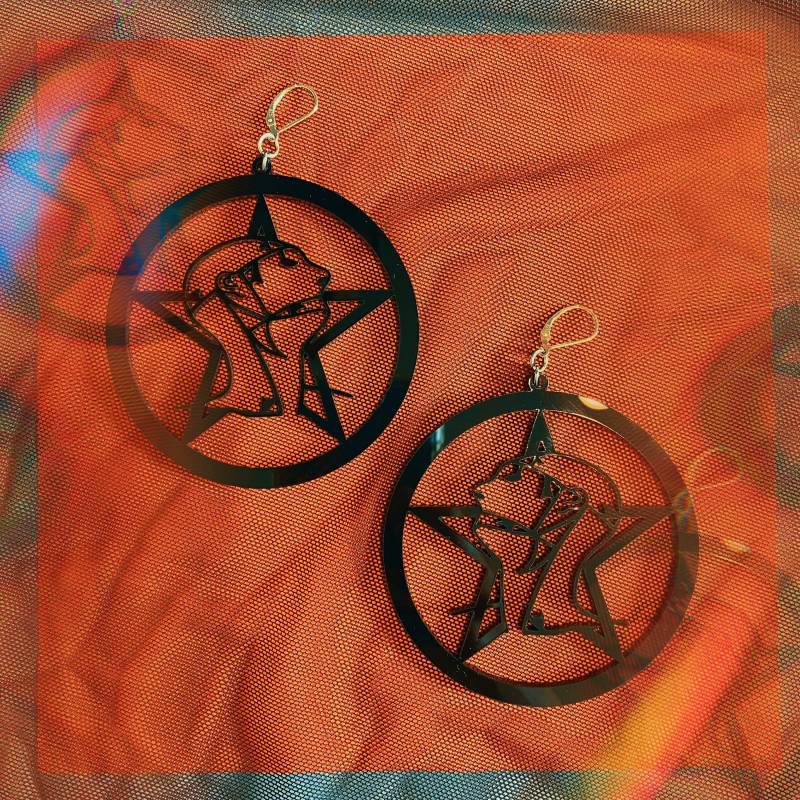 Sisters Of Mercy Laser Cut Ohrringe 3" von FoolishFetish