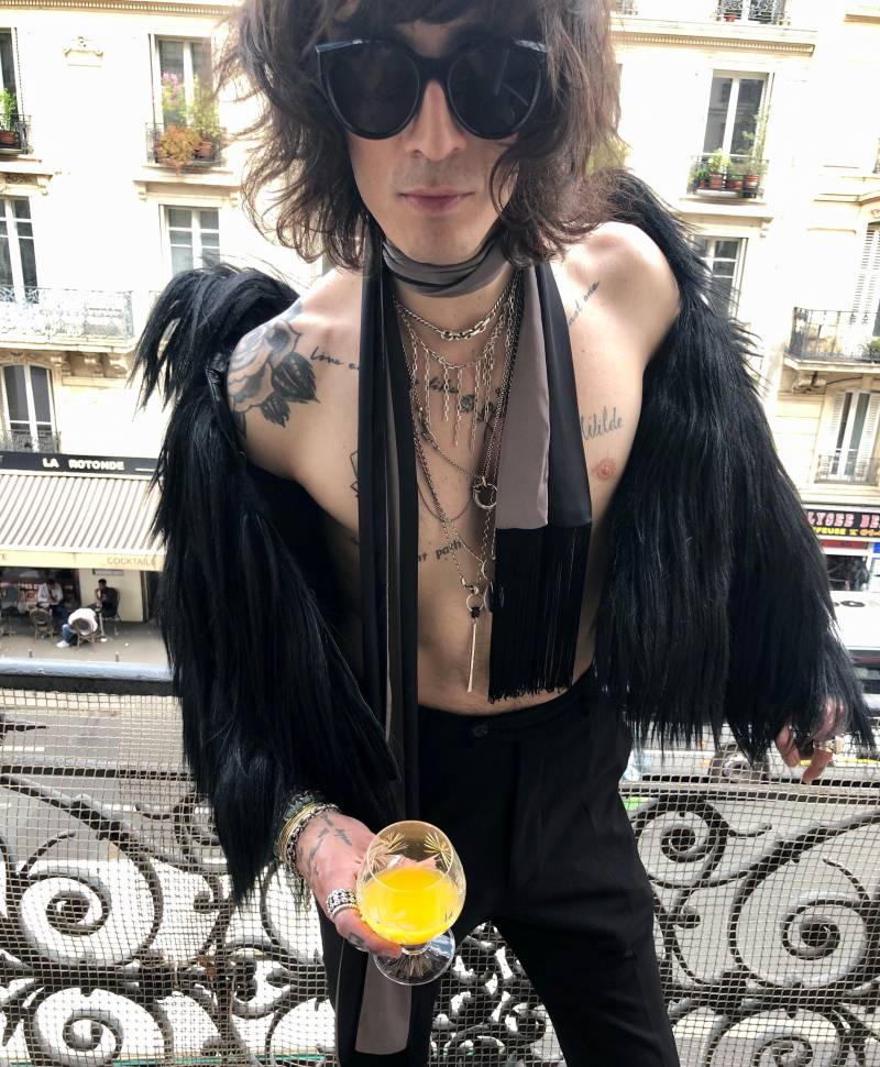 Edler Schwarz Gestreifter Schal Edler Schwarz Gestreifter Schal von FoolishParis