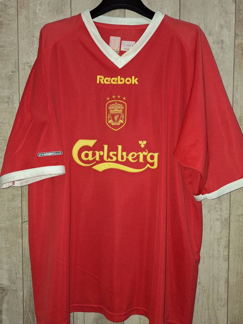 Liverpool Fc 2001/2003 Tasse Fussball Trikot England Liverpool Fc 2001/2003 Tasse Fussball Trikot England von FootballCreative