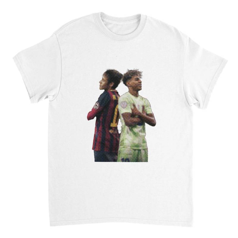 Neymar Jr X Lamine Yamal T-Shirt | Heavyweight Unisex Crewneck von FootyPlugClothing