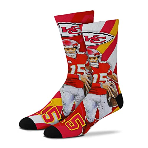 For Bare Feet NFL Erwachsene V Curve MVP Player Crew Socken, Schuhe für Damen und Herren, Game Day Apparel, Rot Nr. 15, Large von For Bare Feet