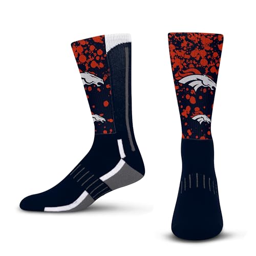 For Bare Feet NFL Herren Damen Team Color Logo Game Day Splatter Performance Warm & Cold Weather Comfort Crew Socken, Denver Broncos - Navy, Medium von For Bare Feet