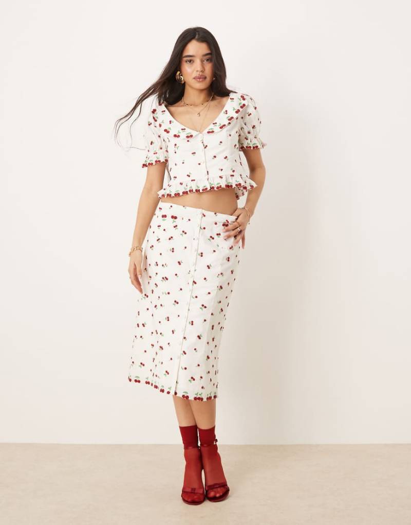 For Love & Lemons - Midirock in Weiß und Rot mit perlenbesetztem Kirschmuster, Kombiteil-Bunt von For Love & Lemons