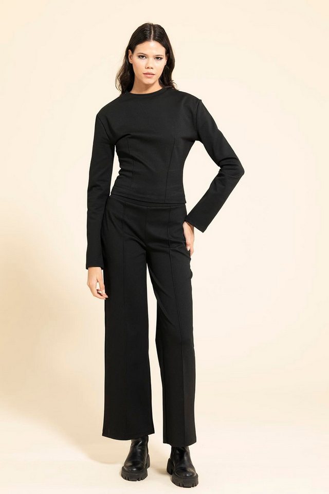 For You Moda Blusentop Vorderdetail Schwarzes Co-ord Set von For You Moda