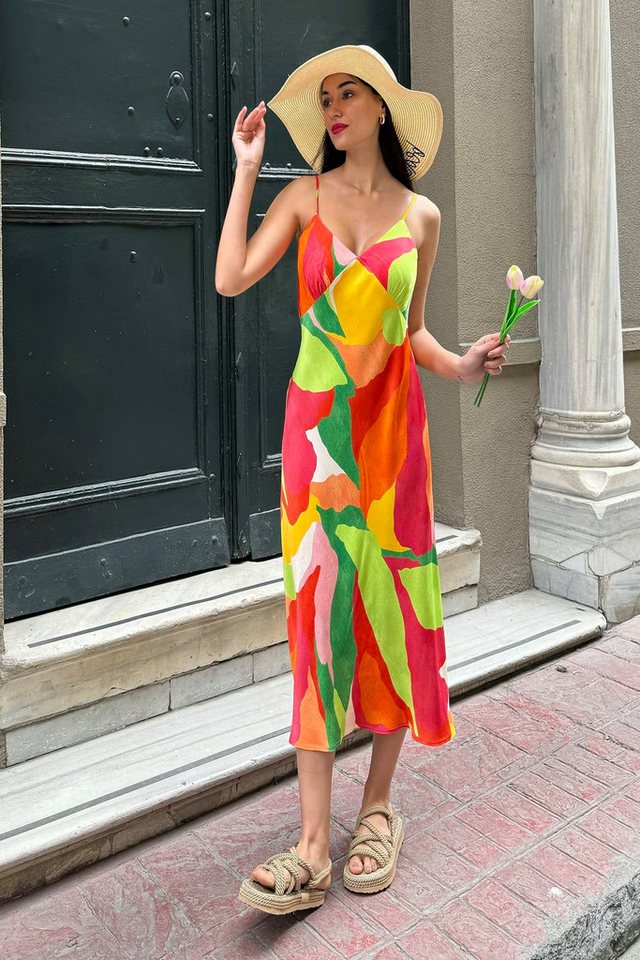 For You Moda Minikleid Grünes Viskosekleid mit Schulterriemen und gerafftem Brustmuster von For You Moda