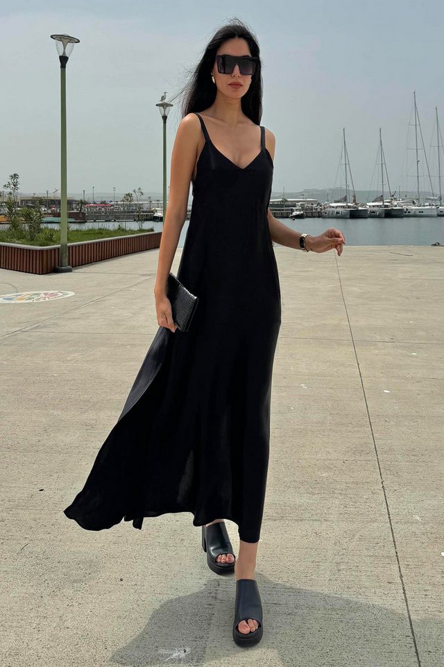 For You Moda Minikleid Satin-Split-Schwarzes Kleid mit Trägern von For You Moda