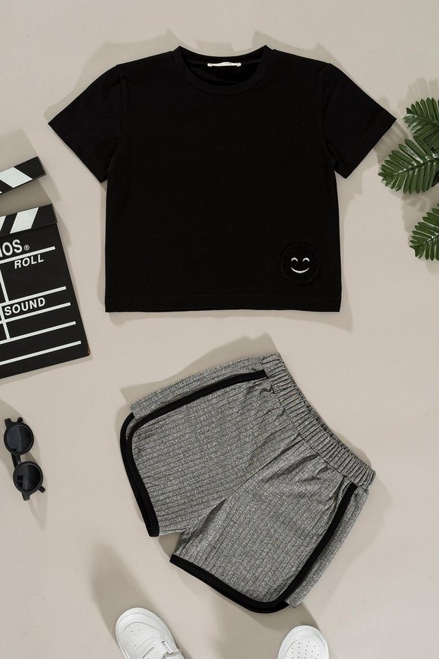 For You Moda Shorts Emoji Detailierte Schwarze Shorts Set von For You Moda