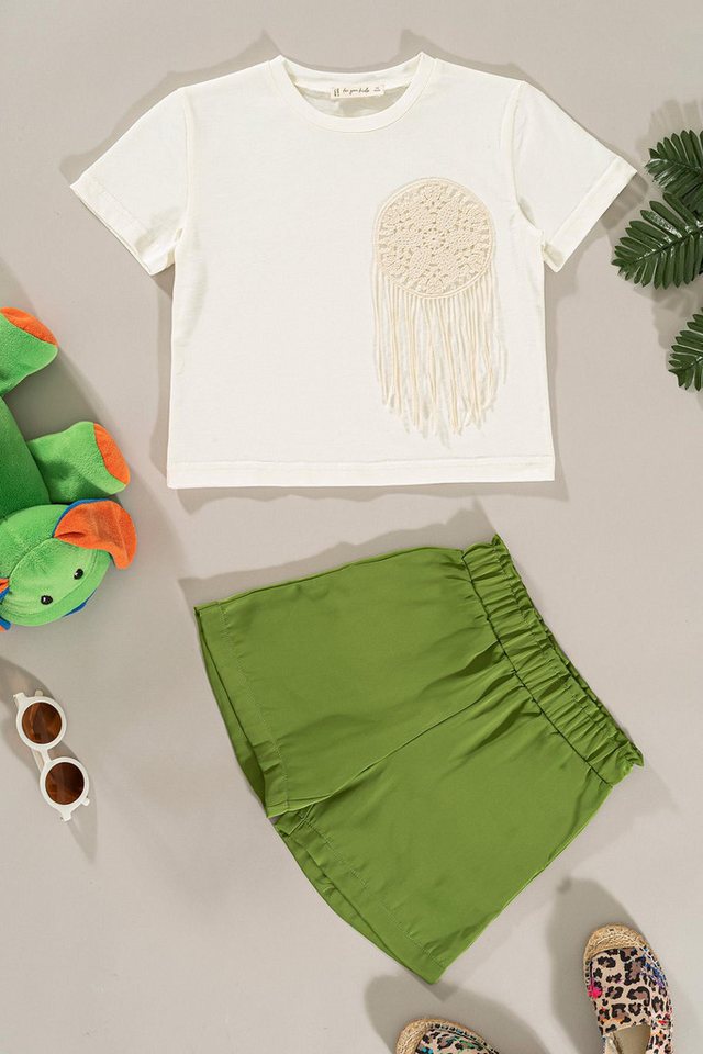 For You Moda Shorts Grünes Tshirt Shorts Set mit Taschendetail von For You Moda