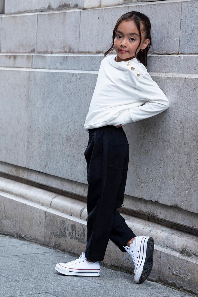 For You Moda Shorts Schwarzes Gabardine-Hosen-Set mit doppelten Schulterknöpfen und Taille von For You Moda