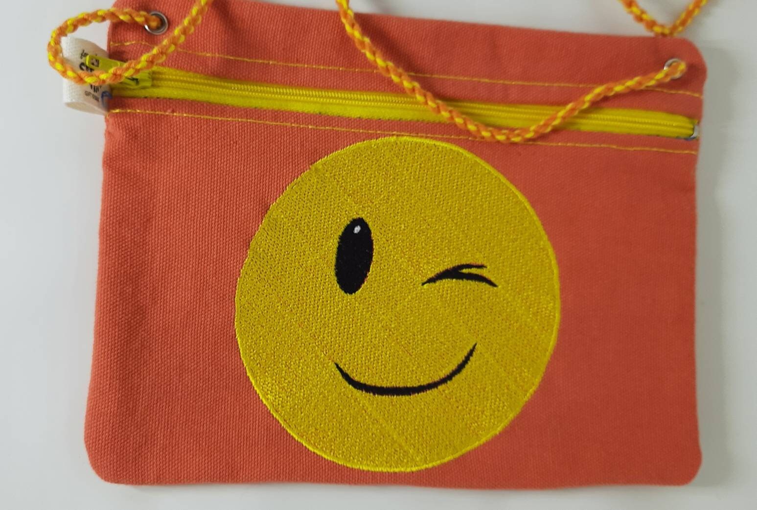 Augenzwinkernde Smilie Bestickt Wirklich Nützlicher Spaß & Fabelhafte Kleine Tasche von ForASmileGiftDesign